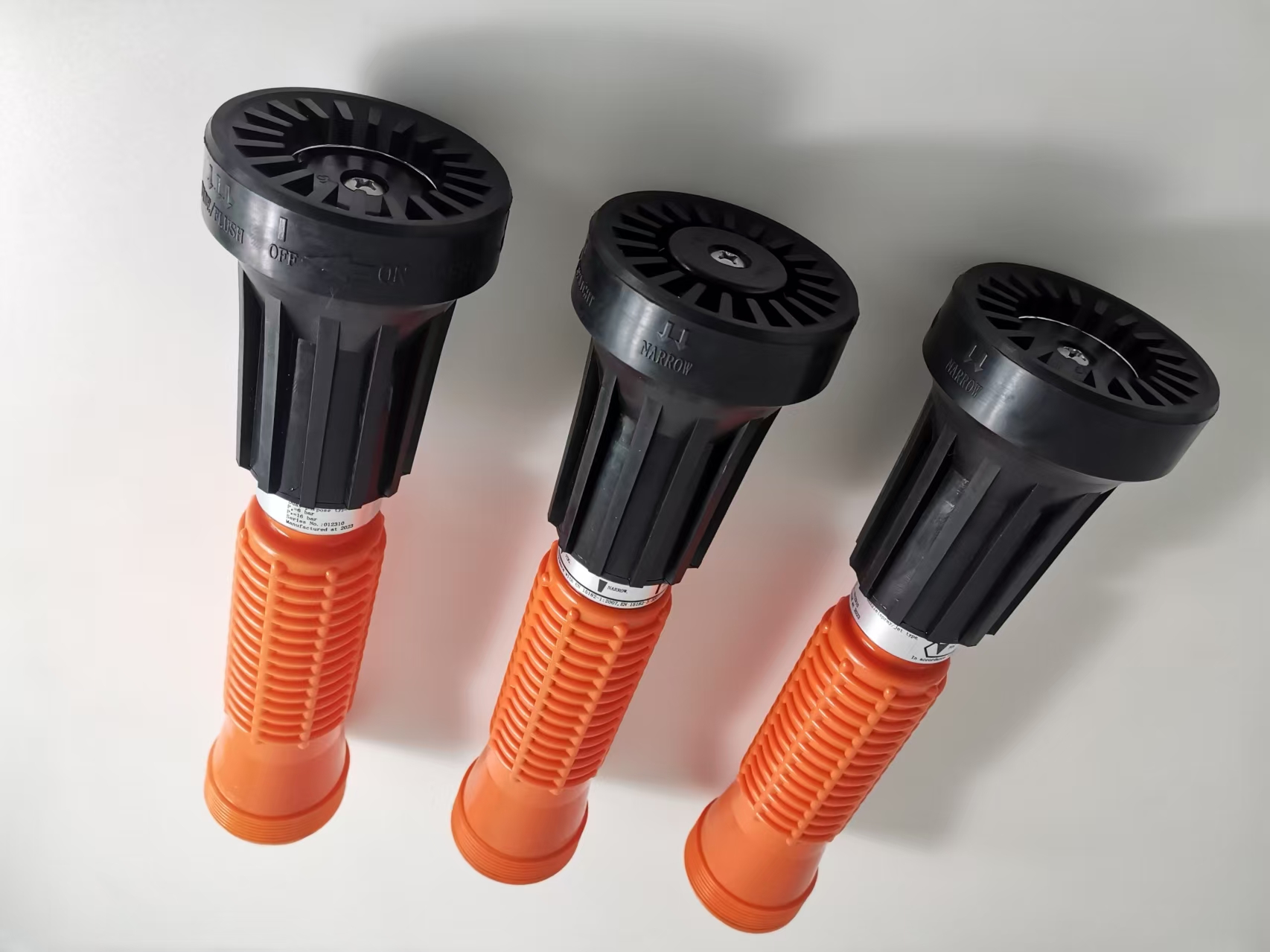 ホース継手 消防ノズル 消防 ホース 長さ SpringSpray 2インチ NPSH 消防ホースノズル アルミカムロックカップリング付き 2インチのNPSH消防ホースノズル 2つのアルミニウムカムロックカップリング 熱可塑性ボディ 霧へのストレートストリーム調整 60GPM 産業・研究開発用品